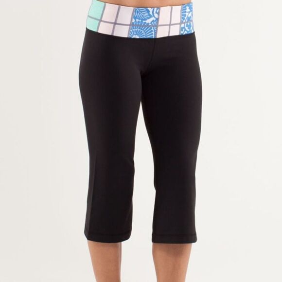 Lululemon‎ Groove Crop Reversible Quilting Size 6 - Picture 1 of 16